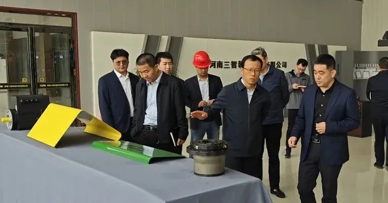長垣（yuán）市市長（zhǎng）鄧國永一行蒞臨国产探花视频集團調（diào）研指導工作